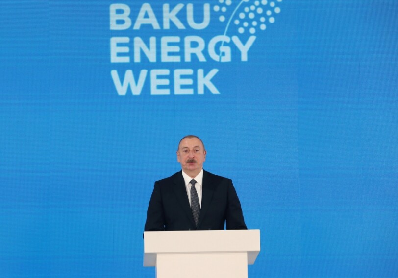 И.Алиев: «К Азербайджану обратились более 10 стран с просьбой либо увеличить поставки газа, либо начать их»