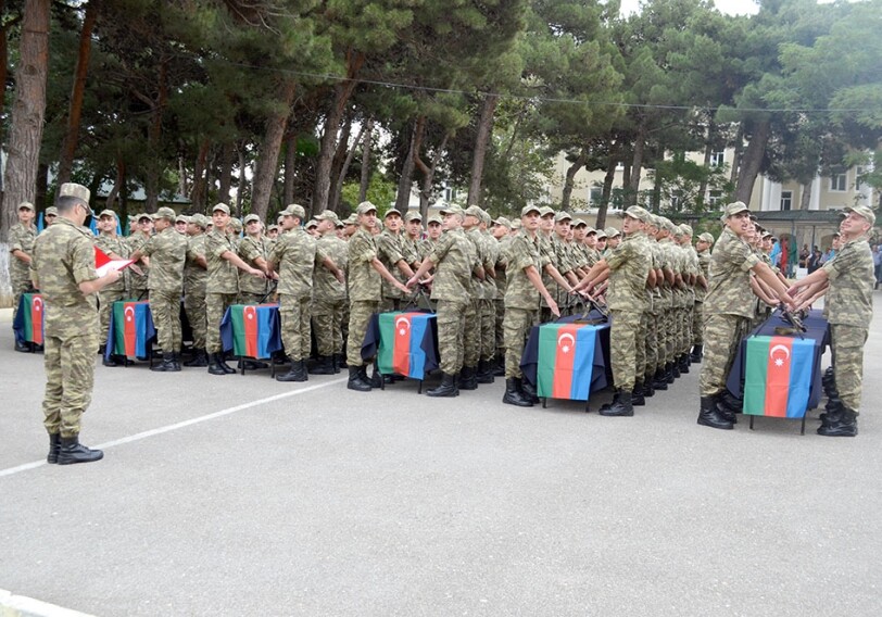 Состоялась церемония принятия присяги курсантами военно-медицинского факультета АМУ (Фото)