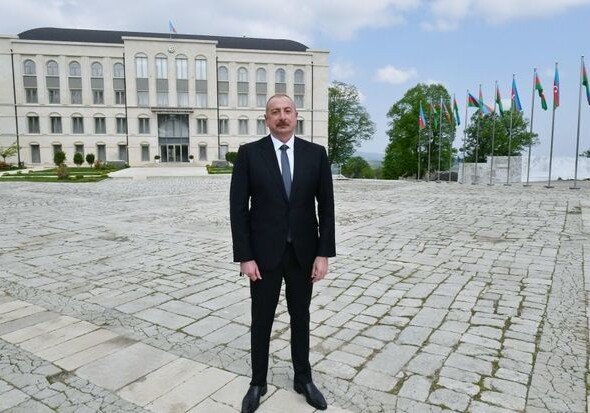 Ильхам Алиев выступает с обращением к азербайджанскому народу – Прямой эфир (Обновлено)