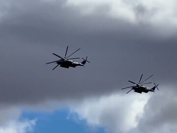 Два вертолета ВС США столкнулись в небе во время учений