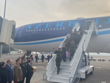 Группа азербайджанских спасателей вернулась из Турции (Фото-Видео)